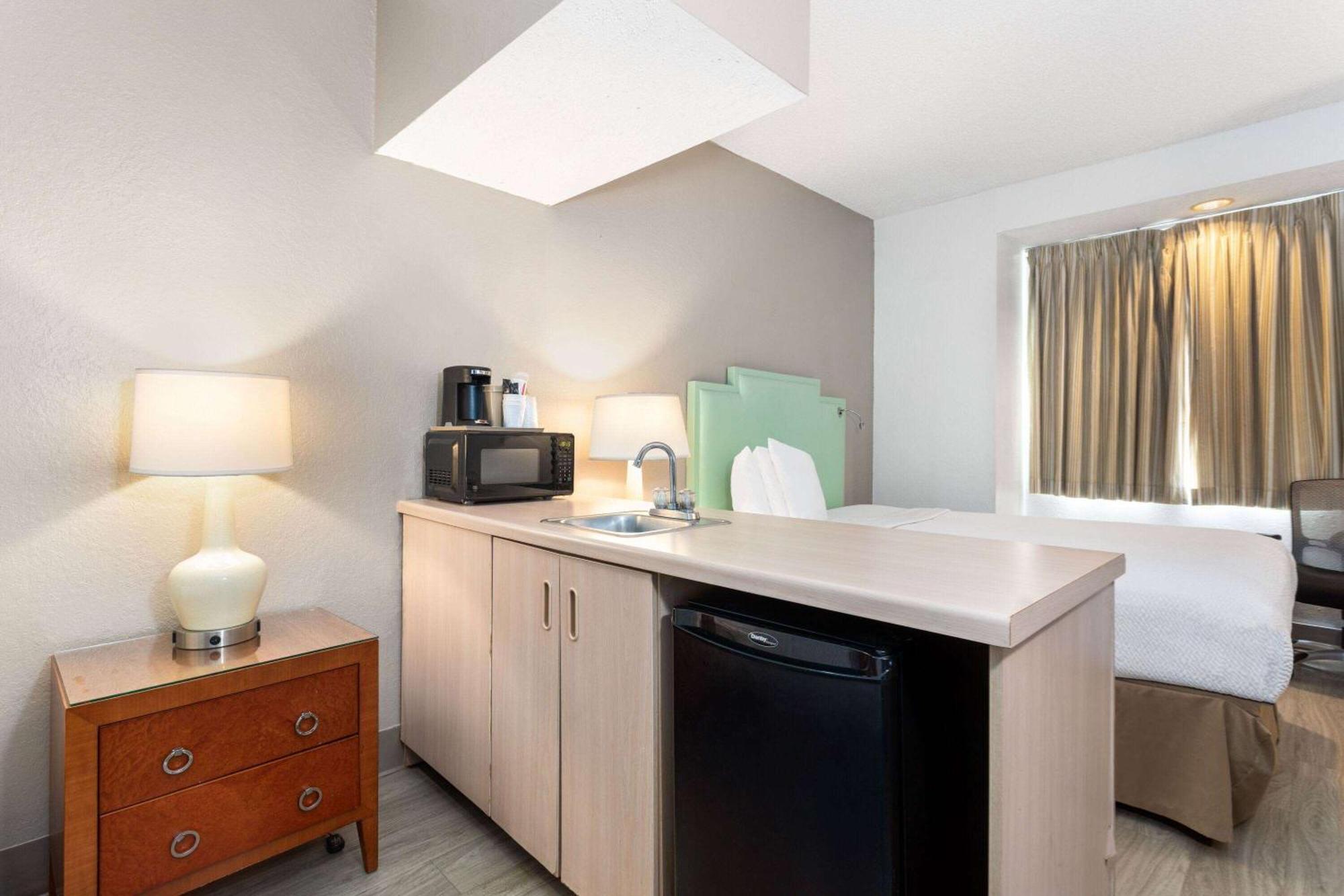 Baymont By Wyndham Orlando-International Dr-Universal Blvd Kültér fotó